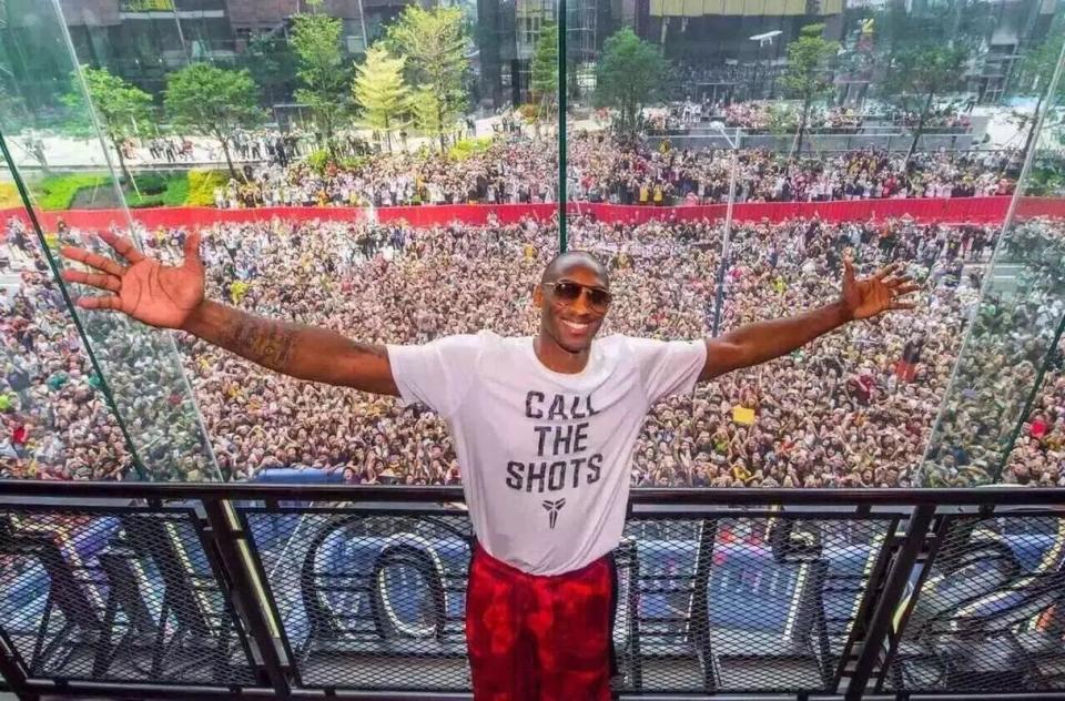 只有四位球, 科比的故事 只有四位球, 科比的故事